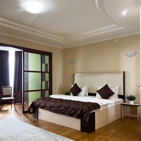 אלמטי Apartment 5 מראה חיצוני תמונה