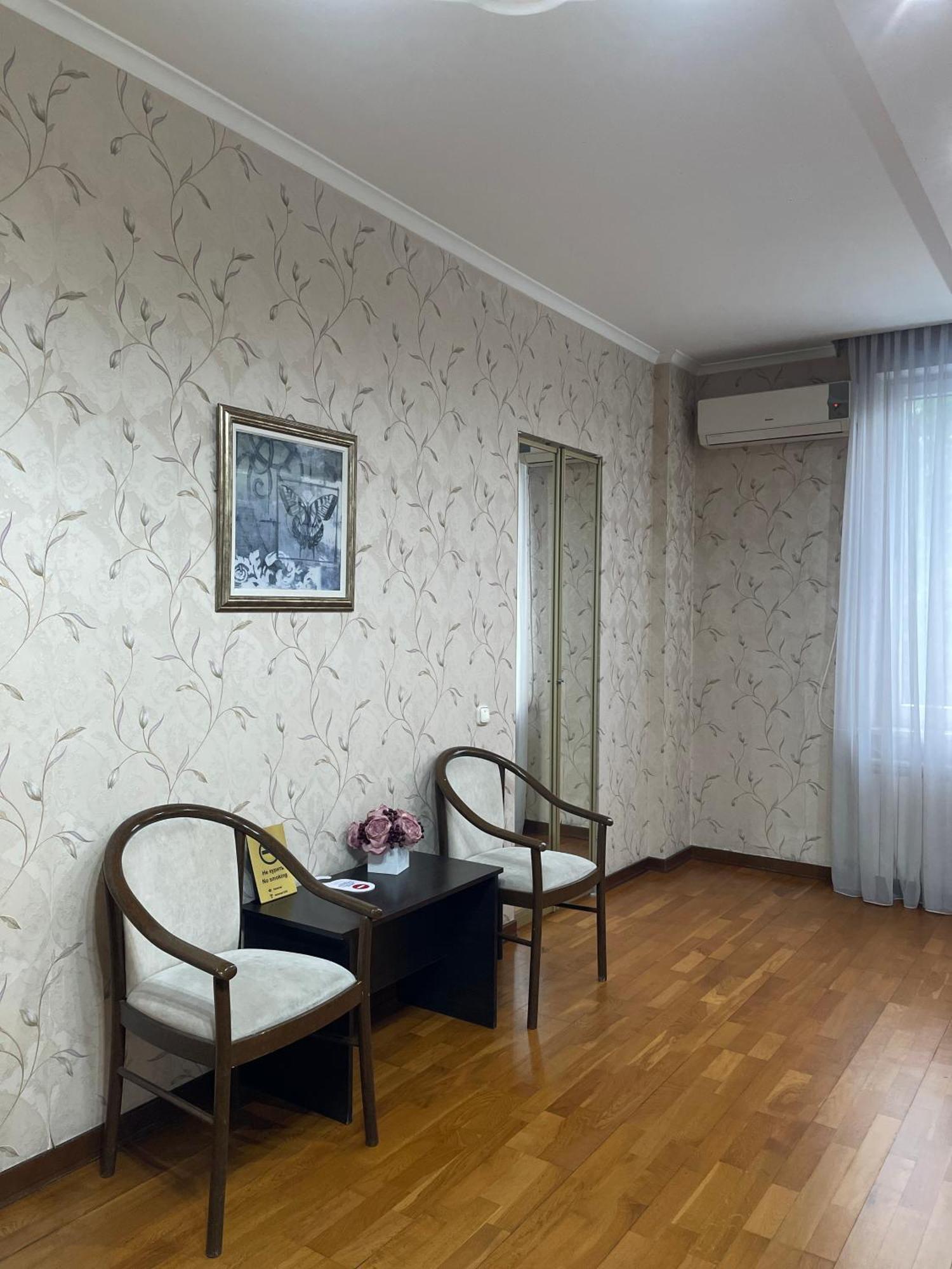 אלמטי Apartment 5 מראה חיצוני תמונה